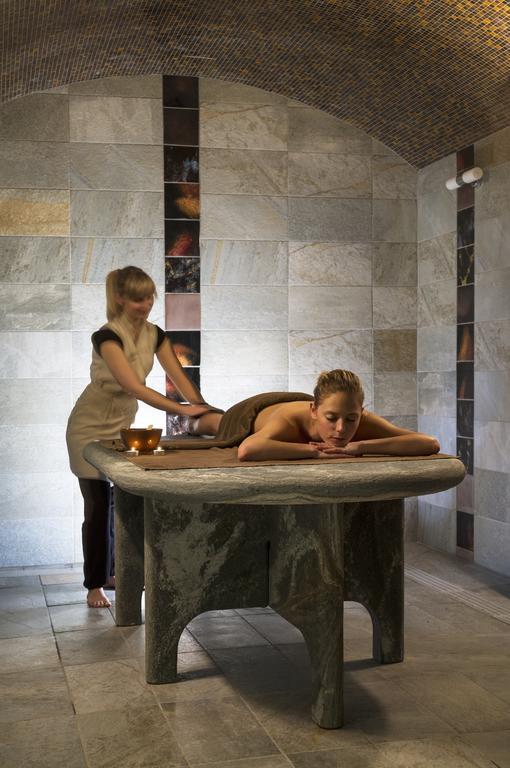 Cgh Residences & Spas Les Chalets D'Angele Chatel Exterior photo