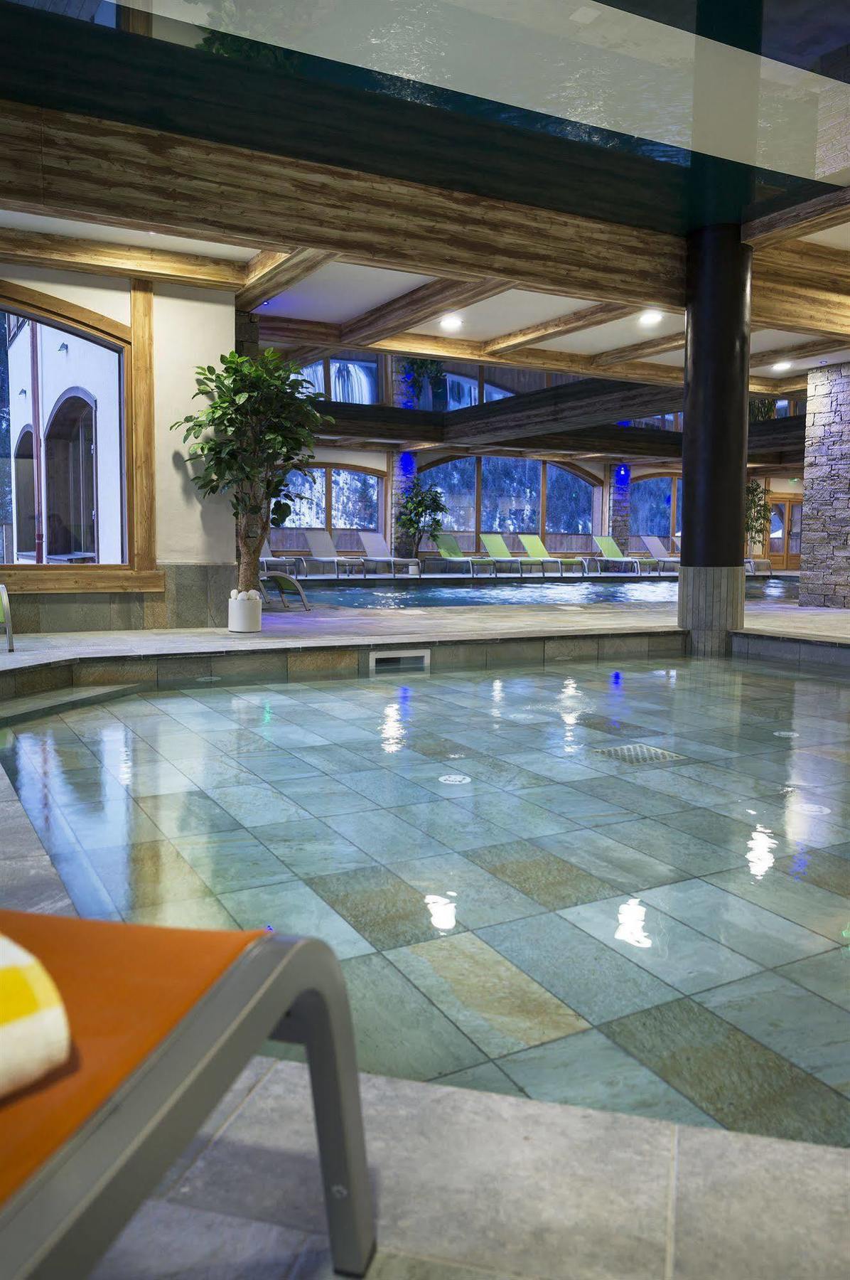 Cgh Residences & Spas Les Chalets D'Angele Chatel Exterior photo